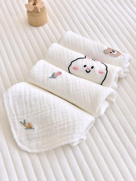 【母婴用品】新生儿口水巾婴儿纯棉纱布刺绣A类小手帕 商品图5