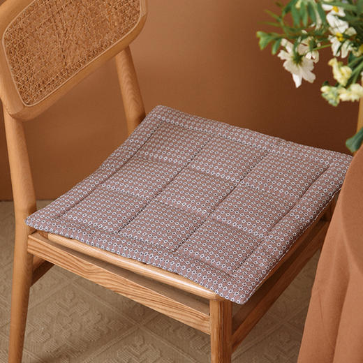 北欧简约格纹系列椅垫家用四季加厚防滑餐椅垫 商品图1