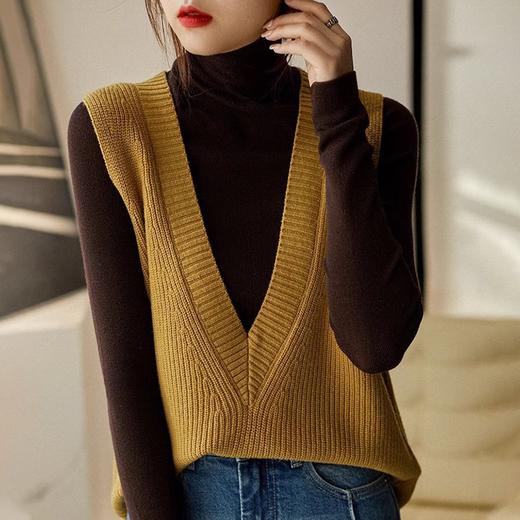 【秋冬时尚搭配】螺纹时尚V领马甲背心 触感柔软版型显瘦 V领针织马甲背心秋冬款百搭时尚 商品图2