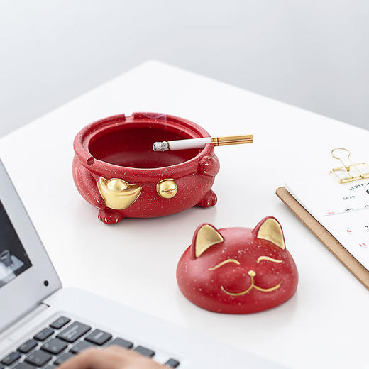 烟灰缸ins高颜值带盖防飞灰家用客厅茶几网红2021款办公室烟缸 商品图8