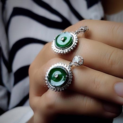 18k翡翠平安扣耳环 商品图7