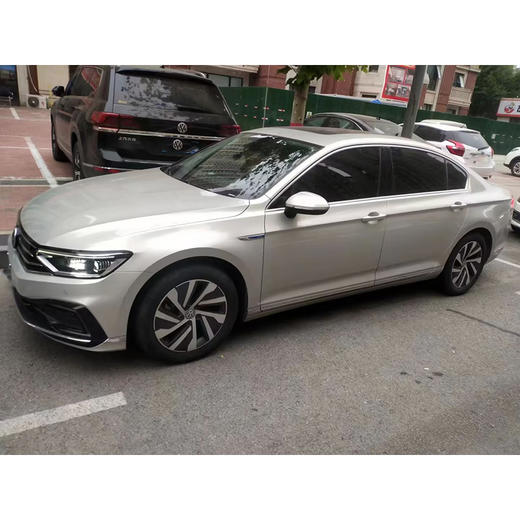 大众 迈腾GTE插电混动 尊贵型【长租-北京】 商品图2