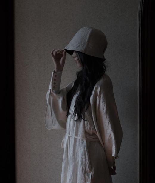 Kreuzzz  黑色双面CHIBI JR.圆顶亚麻钟型帽 商品图3