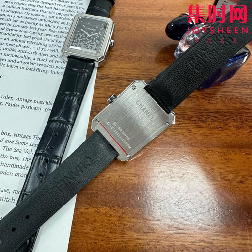 香奈儿-CHANEL香奈儿BoyFriend系列 女士石英腕表 新款上市，采简用‬洁、干‮的净‬‬设计 商品图6