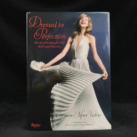 完美穿着：红毯时刻的着装艺术 百余幅插图 精装大16开