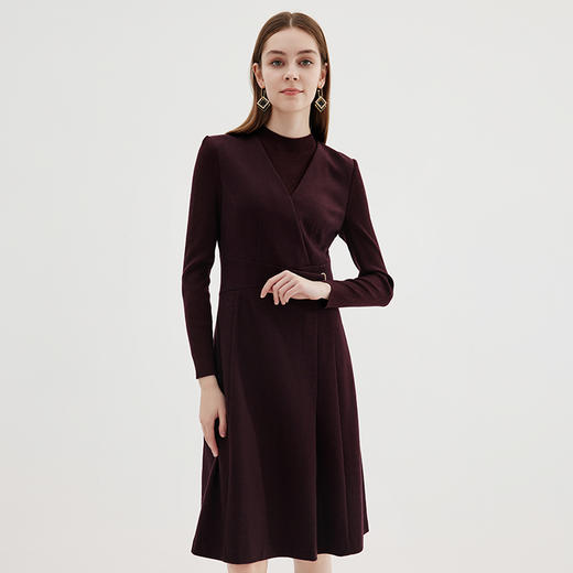 EITIE爱特爱冬季新款大气收腰显瘦通勤黑色连衣裙7207925 商品图8