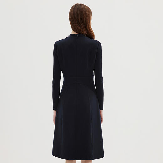 EITIE爱特爱冬季新款大气收腰显瘦通勤黑色连衣裙7207925 商品图4