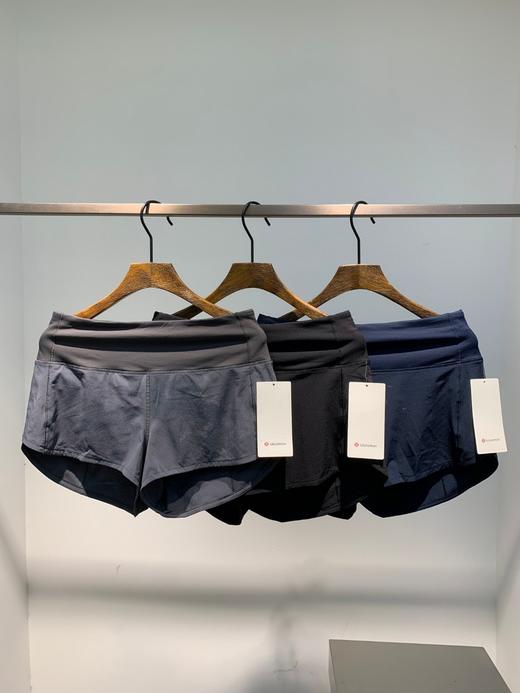 现货 露露柠檬LULU三色运动短裤 商品图0