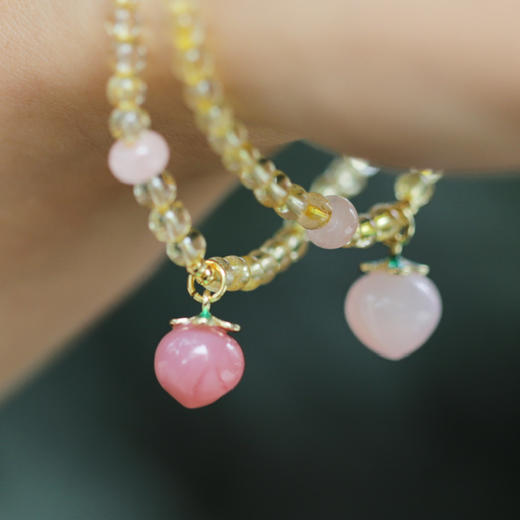 *自营*石榴石水晶玛瑙手串桃子吊坠 ｜ 红石榴黄水晶款式可选。红色石榴石天河石玛瑙水晶手链繁华碧玺。 商品图2