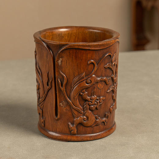 清 黄花梨雕螭龙纹花口笔筒 商品图1