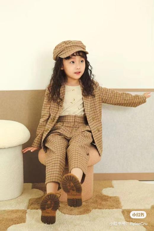 8楼 RYLEE CRU童装 复古西装外套 吊牌价：579  活动价：232 商品图1