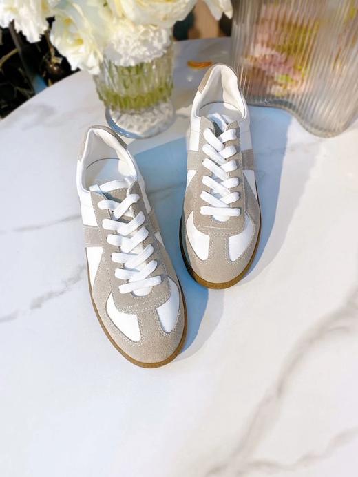 【Julia Heuer】 经典复古德训鞋”！火了50年的经典款，头层牛皮鞋面，羊皮鞋内里/鞋垫✅牛筋大底，经典款式，手工制作✅国外明星都在穿，欧阳娜娜同款️✅款式秀气 商品图0