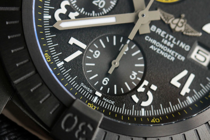 GF厂百年灵复仇者系列计时夜间任务版怎么样-GF手表评测