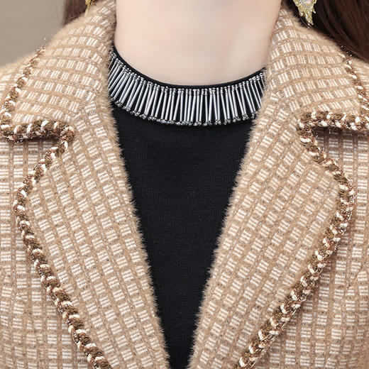 QYMLRX-KMB51-Y小香风西装短款外套女秋冬2023年新款小个子貂绒毛呢上衣 商品图3