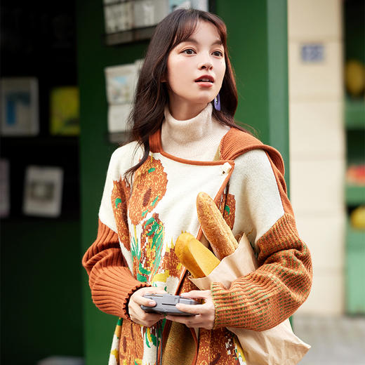 两三事梵高文艺梵高信使2023冬季新款油画图案流苏装饰毛衣斗篷女 商品图1