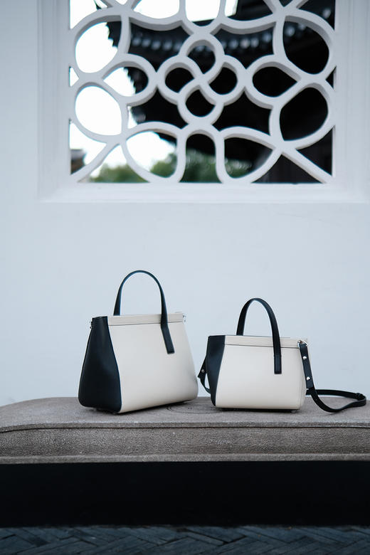 BEN by SONG2024秋冬新品东方美学包包！安可拉红240g超轻花朵单肩通勤 奢JI品质-匠心原创du立设计师品牌！花痴小姐醉爱的设计师品牌包  奢品篙端箱包五金，东方哲学现代新时尚！ 商品图9