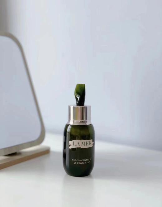 天生闪耀海蓝之谜浓缩修护精华50ml 奢华天鹅绒质地 好推开 丝滑不粘腻 商品图8