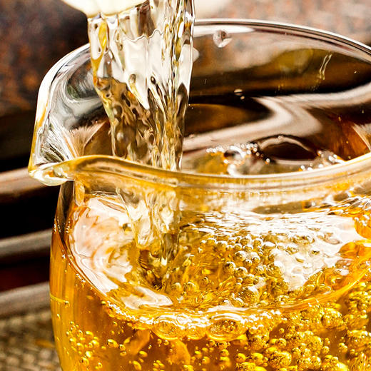 【万山之王】2023年班章产区特大树不输老班章茶王树的存在树龄千年以上，造班章荣耀，聚一山之荣成一茶之耀 商品图9