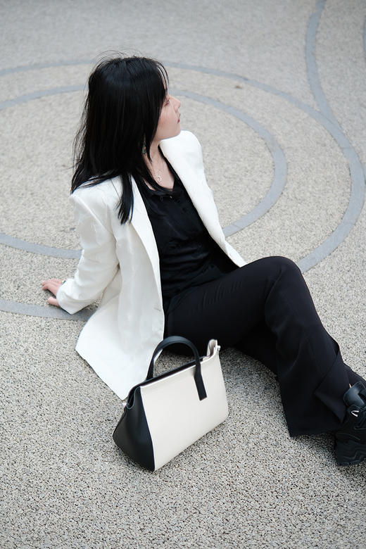 BEN by SONG2024秋冬新品东方美学包包！安可拉红240g超轻花朵单肩通勤 奢JI品质-匠心原创du立设计师品牌！花痴小姐醉爱的设计师品牌包  奢品篙端箱包五金，东方哲学现代新时尚！ 商品图10