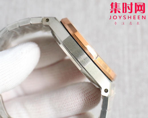 爱彼-AUDEMARS PIGUET 皇家橡树计时系列 AP六针石英 精品 重磅上市 与您相约 高超的技造诣大气风格 六针多功能计时男士石英腕表 商品图6