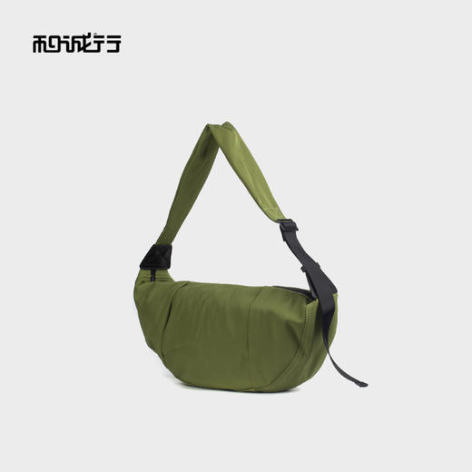 和诚行 2023新款百搭大容量帆布包男女同款休闲运动斜挎包4410022 商品图1