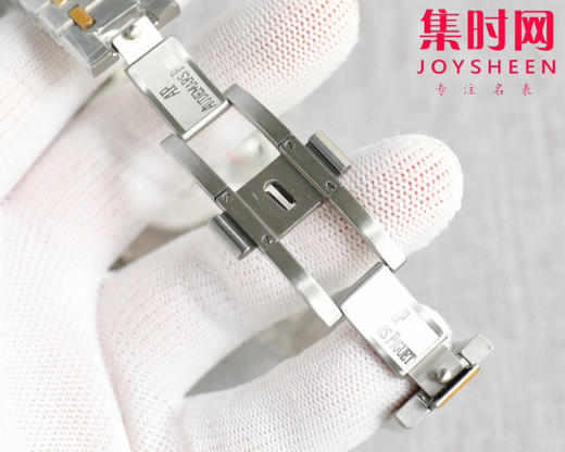 爱彼-AUDEMARS PIGUET 皇家橡树计时系列 AP六针石英 精品 重磅上市 与您相约 高超的技造诣大气风格 六针多功能计时男士石英腕表 商品图8