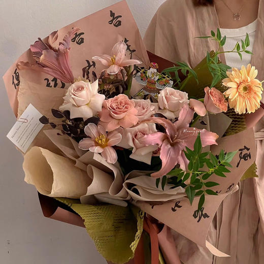 榛果拿铁（中式复古花束） 商品图3