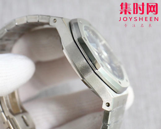 爱彼-AUDEMARS PIGUET 皇家橡树计时系列 AP六针石英 精品 重磅上市 与您相约 高超的技造诣大气风格 六针多功能计时男士石英腕表 商品图5