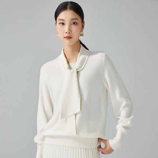 东黎 •  小山羊绒 女士秋冬马尔代夫阳光系带领羊绒衫 3408 商品图0