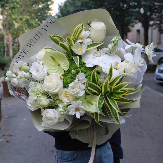 梦入江南(蝴蝶兰玫瑰混搭花束） 商品图0