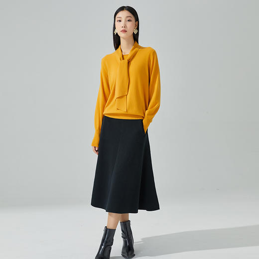 东黎 •  小山羊绒 女士秋冬马尔代夫阳光系带领羊绒衫 3408 商品图3