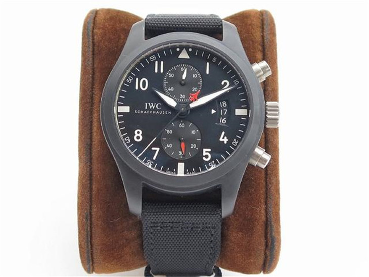 ZF厂万国陶瓷材质飞行员时计复刻表怎么样