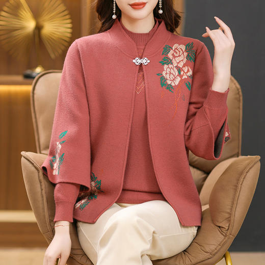 秋装妈妈中老年女士外套，新款大码开衫上衣针织两件套装披肩CC-38-18813 商品图1