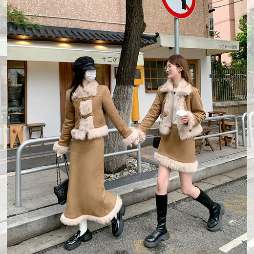 <曾小咸推荐>巨折清仓秒杀，稀有现货24小时发【仅限今日】【打破常规】毛边上衣+短裙和长裙 商品图1