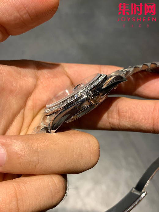 EW劳力士星期日历型系列 日志36mm
款式：中性腕表 男女皆可佩戴 商品图3