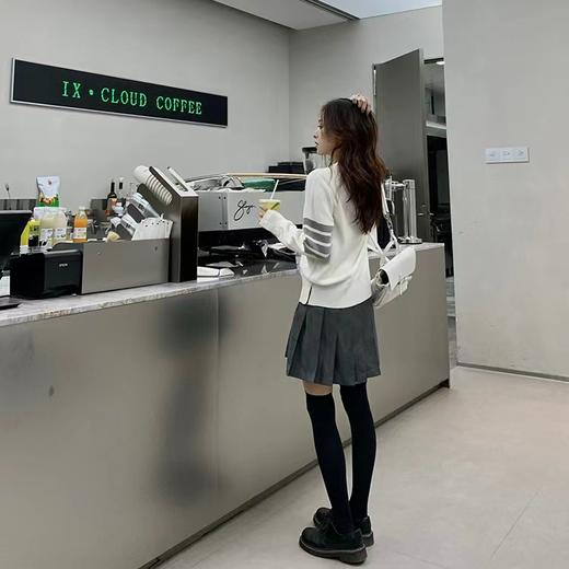 金蘑菇菇【私立校花tb套2.0】拿捏盐甜系！针织开衫+半裙百褶套装 商品图4