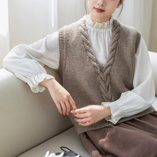 苏苏姐家宽松慵懒风马甲手工编织衣服羊毛毛线团材料包 商品图2
