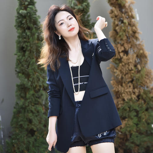 圣三利女装春款纯色西装SL121A09 商品图1