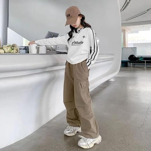 【潮酷百搭！健康舒适】女童t恤春秋款长袖圆领休闲时尚修身短款打底衫儿童洋气百搭上衣，显瘦时尚修身，洋气百搭，让孩子成为时尚焦点。ry 商品图2