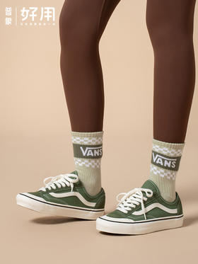  火了半个世纪的滑板鞋“老祖宗”，美街复古风十足，难怪顶流大咖都爱惨了它！ 