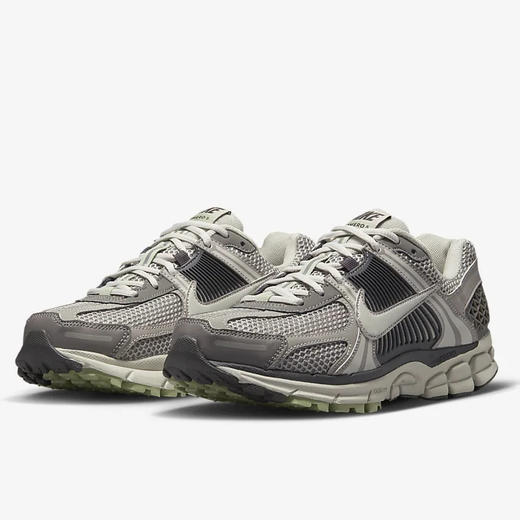 FB8825-001 商品图0