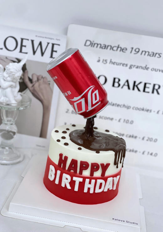 红色帅气可口可乐款蛋糕 商品图0