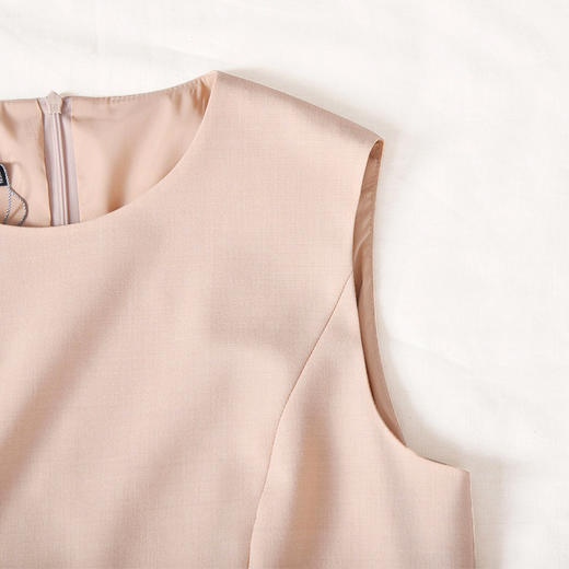 圣三利女装春秋季中长款圆领无袖连衣裙SL121L29 商品图4