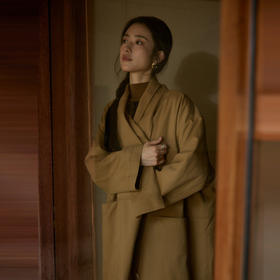 绽放844朵/软壳宇航绒棉服卡其色自发热棉服长款围巾领型风衣外套