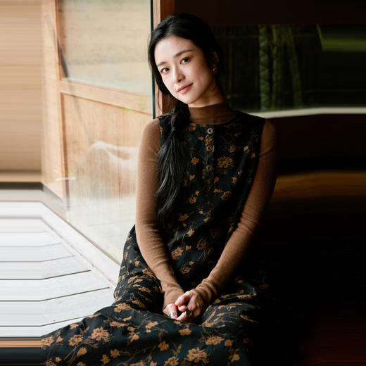 绽放879朵/咖色花朵枝丫提花优雅文艺连衣裙加厚羊毛棉无袖背心裙 商品图1