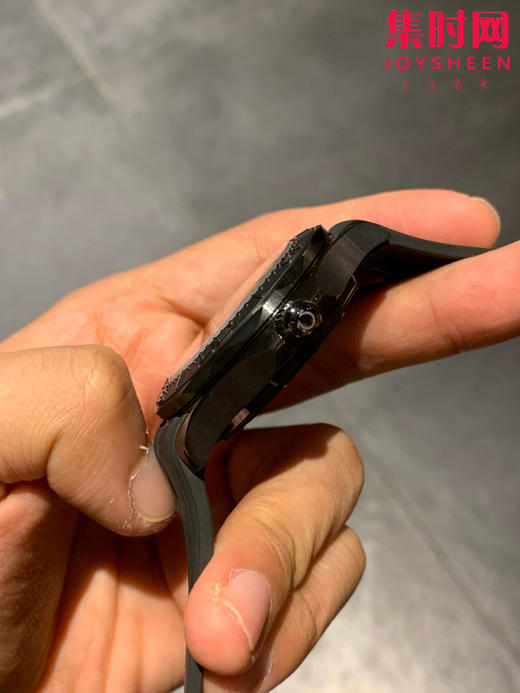 墨黑海马 桀骜登场 欧米茄S+新品海马300系列 陶瓷海马 男士机械腕表 商品图3