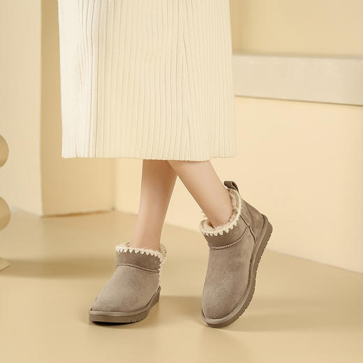 西遇民族风雪地靴女新款冬季可爱钩花短筒面包鞋加绒加厚棉鞋V2034037 商品图2