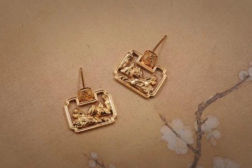 925银镀金千里江山小耳钉 商品图0