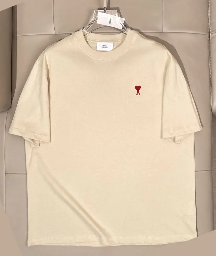 男女同款小红心刺绣logo短袖t恤