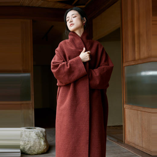绽放870朵/典雅暗红色超柔羊毛纱线大翻领蝙蝠袖气质大衣毛呢外套 商品图2